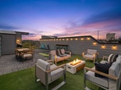 Downtown Gem • Rooftop • Fireplace • Pool Table