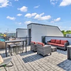 Incredible Downtown Nashville Skyline View *14 Bed