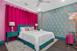 Girls' Getaway - Flamingle House - Broadway 2 miles - Rooftop - WoW! - Image 4