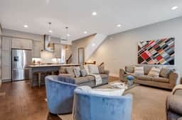 Luxury Downtown Nashville Haven • Stunning City Views - Image 5