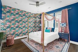 3 m to Downtown!Sleeps 24! 2 Homes ! Rooftop Glam! - Image 5
