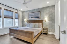 New Luxury Homes w/ Downtown Views | Sleeps 12+ - Image 3