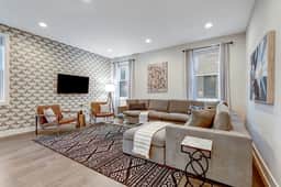 Nashville Skyline Views – Floor to Floor - Image 3