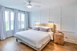 Luxury Downtown Nashville Stay with Skyline Dreams - Image 4