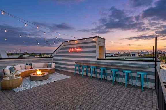 Luxe Downtown Home • Rooftop • Fireplace • DT ~2m - Image 1
