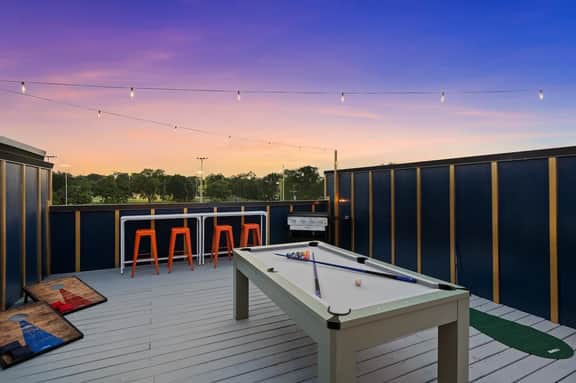 Chic Escape · 2mi to DT · Billiards · B-Nashy - Image 2