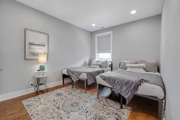 Luxury Downtown Nashville Home + Stunning City Views - Image 5