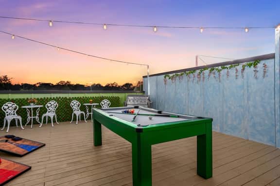 3 m to Downtown!Sleeps 24! 2 Homes ! Rooftop Glam! - Image 4