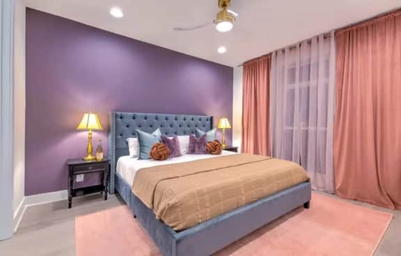 Luxe Home • 20 Beds, 3 Kings • Rooftop & Game Room - Image 4