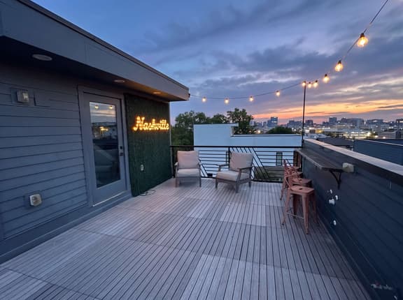 Two Downtown Homes • 8 Bedrooms • Incredible Views - Image 1